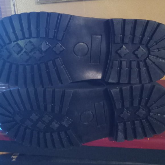 Men's Boots - Picture 9 of 9